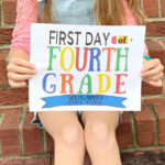 Cute Free First Day Of School Sign 2021 2022 Keeping Life Sane